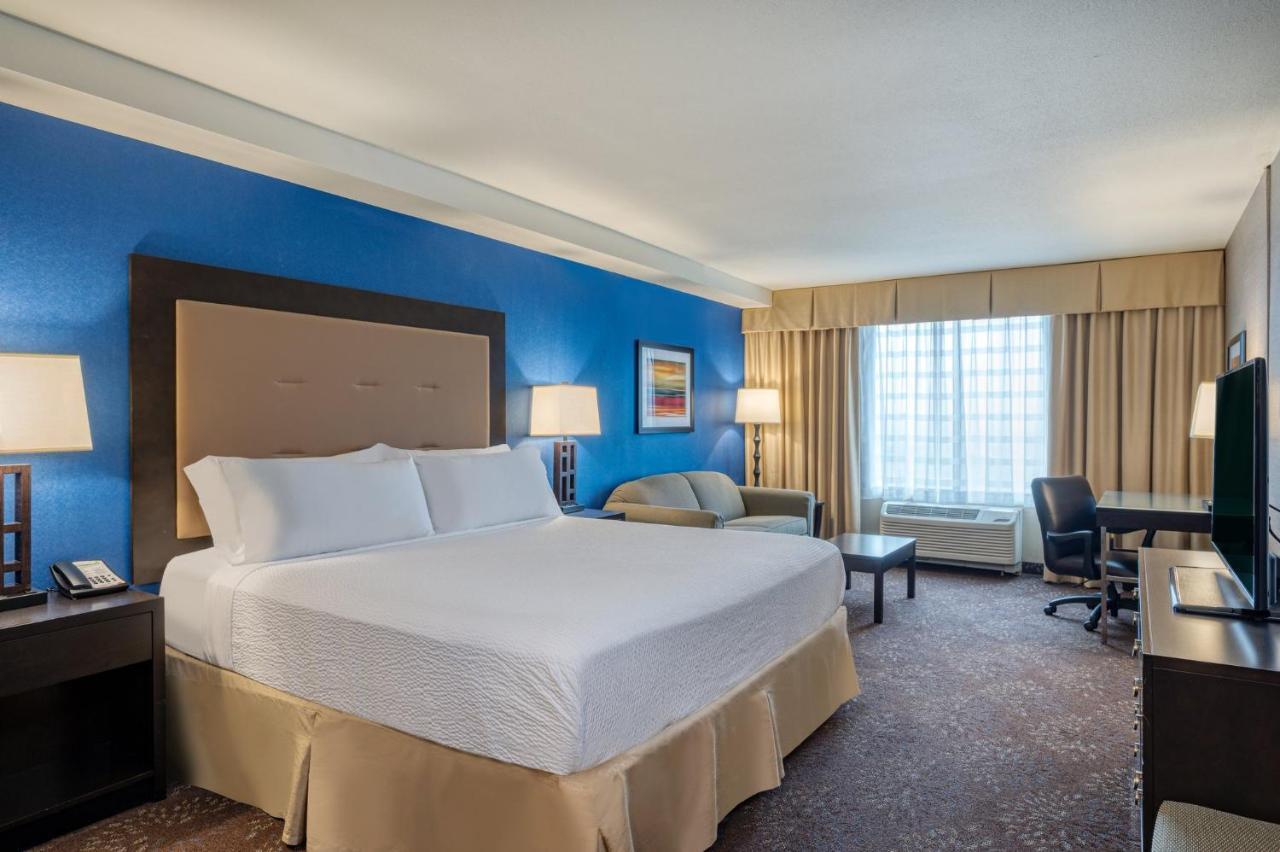 Holiday Inn - Terre Haute, an IHG Hotel Exterior foto