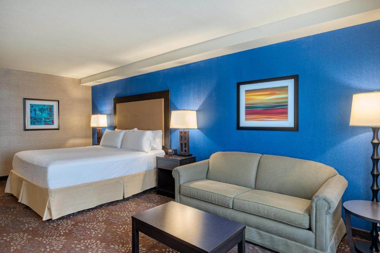 Holiday Inn - Terre Haute, an IHG Hotel Exterior foto