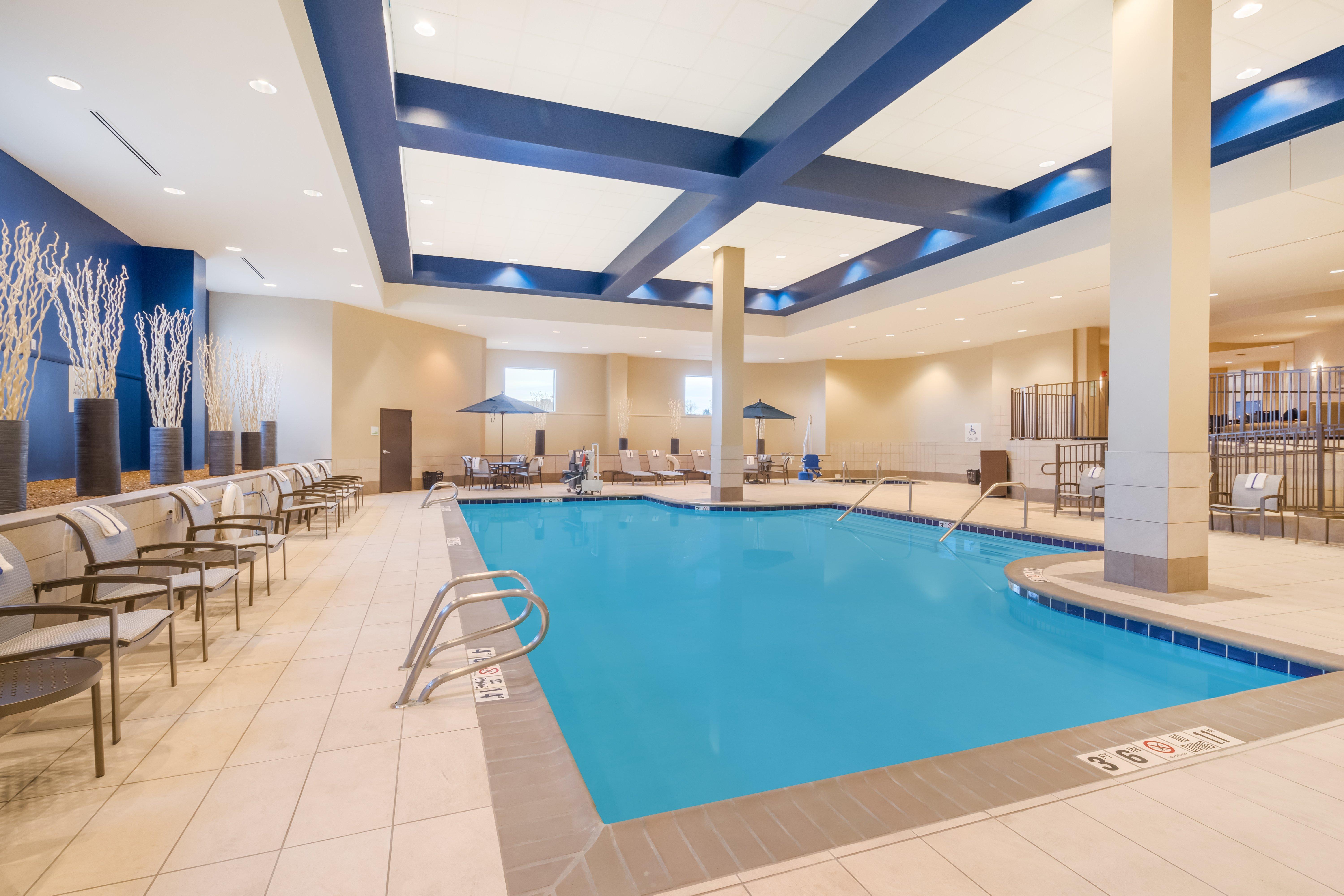 Holiday Inn - Terre Haute, an IHG Hotel Exterior foto