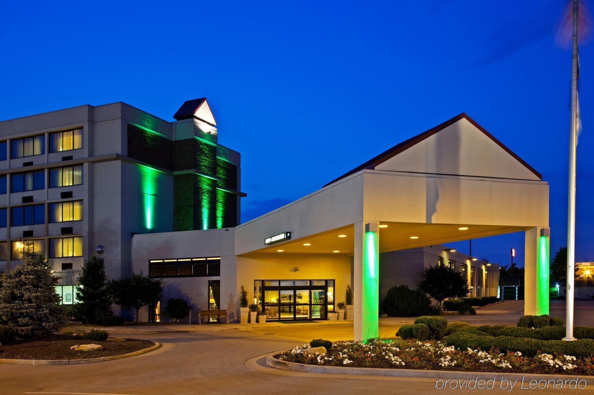 Holiday Inn - Terre Haute, an IHG Hotel Exterior foto