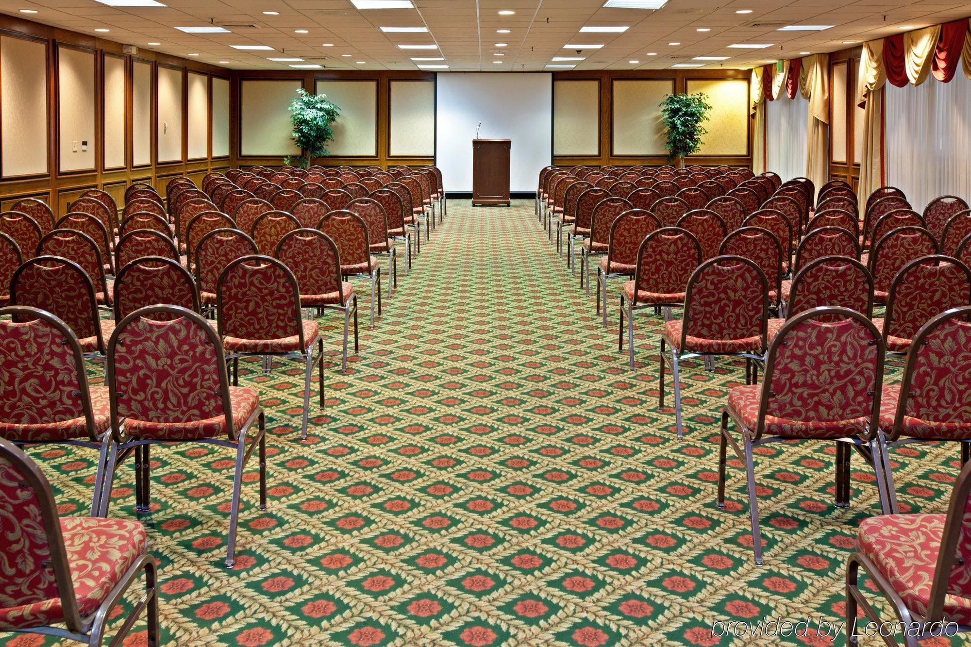 Holiday Inn - Terre Haute, an IHG Hotel Exterior foto
